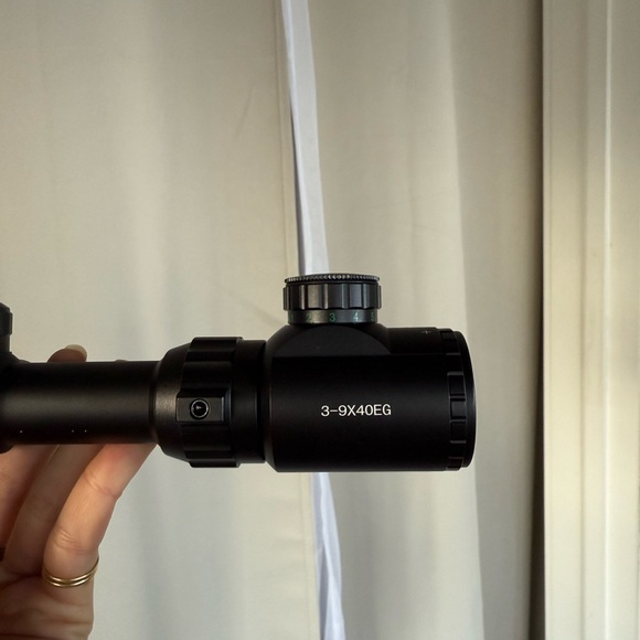 Rifle Scope 3-9x40 EG NWT | Red and Green Long Range Sight Scope - Picture 2 of 7